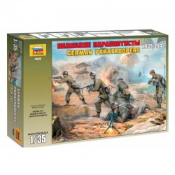 ZVEZDA 3628 Parachutistes Allemands 1939-1942 - 1/35